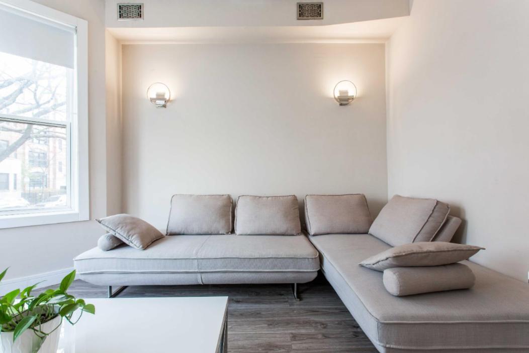 The Double Play - 1 Min Walk To Wrigley! Spacious 2Br - Perfect For Cubs Fans! ชิคาโก ภายนอก รูปภาพ