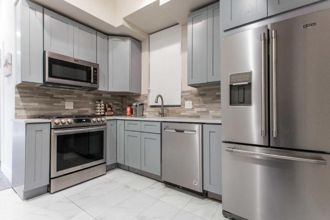 The Double Play - 1 Min Walk To Wrigley! Spacious 2Br - Perfect For Cubs Fans! ชิคาโก ภายนอก รูปภาพ
