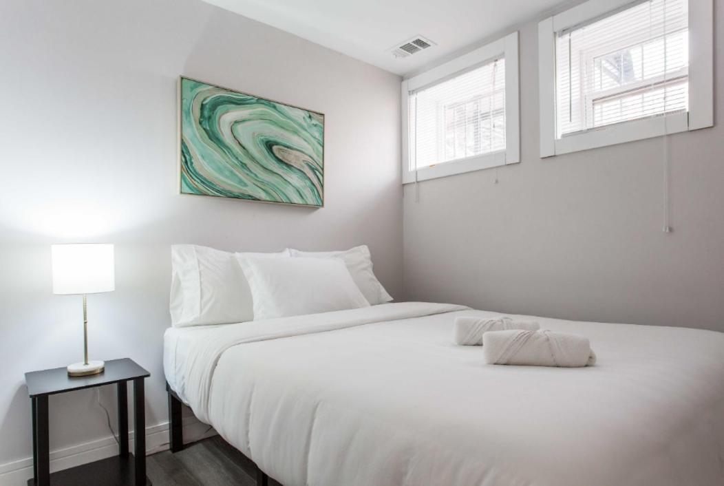 The Double Play - 1 Min Walk To Wrigley! Spacious 2Br - Perfect For Cubs Fans! ชิคาโก ภายนอก รูปภาพ