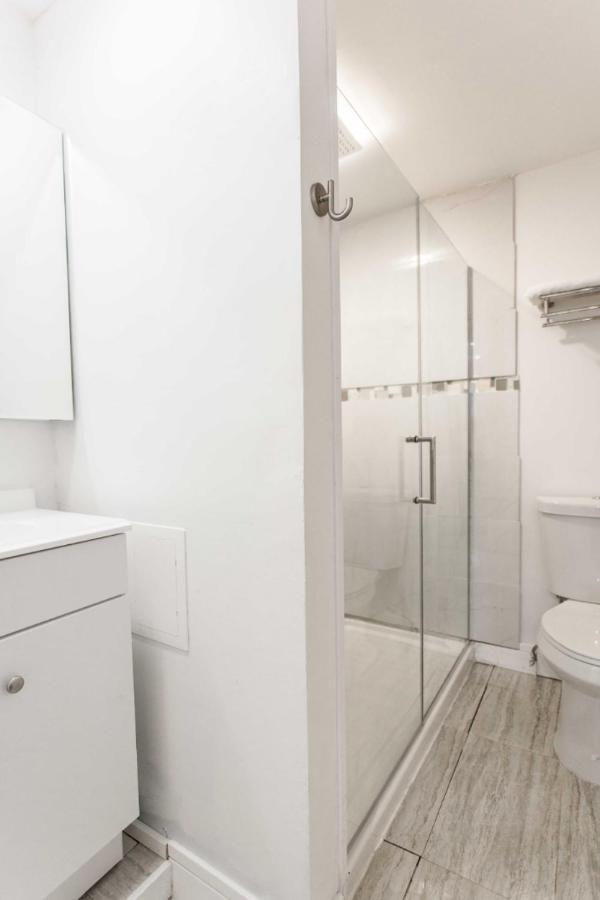 The Double Play - 1 Min Walk To Wrigley! Spacious 2Br - Perfect For Cubs Fans! ชิคาโก ภายนอก รูปภาพ