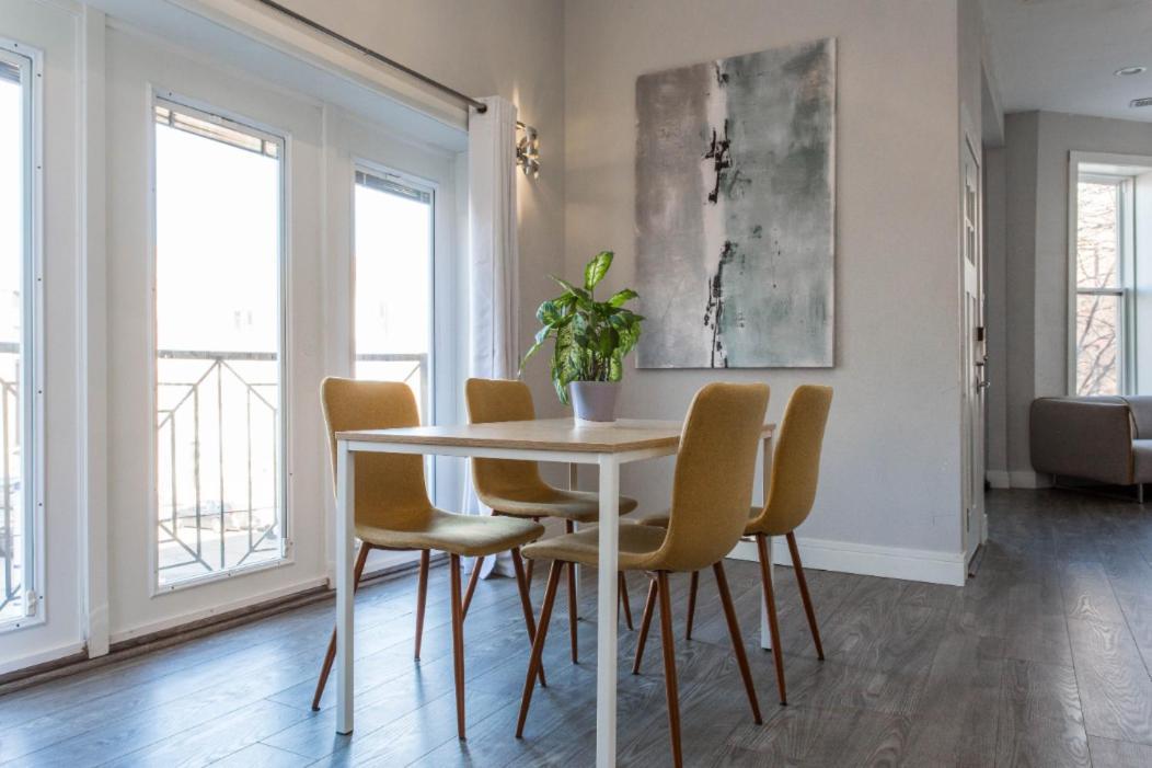 The Double Play - 1 Min Walk To Wrigley! Spacious 2Br - Perfect For Cubs Fans! ชิคาโก ภายนอก รูปภาพ